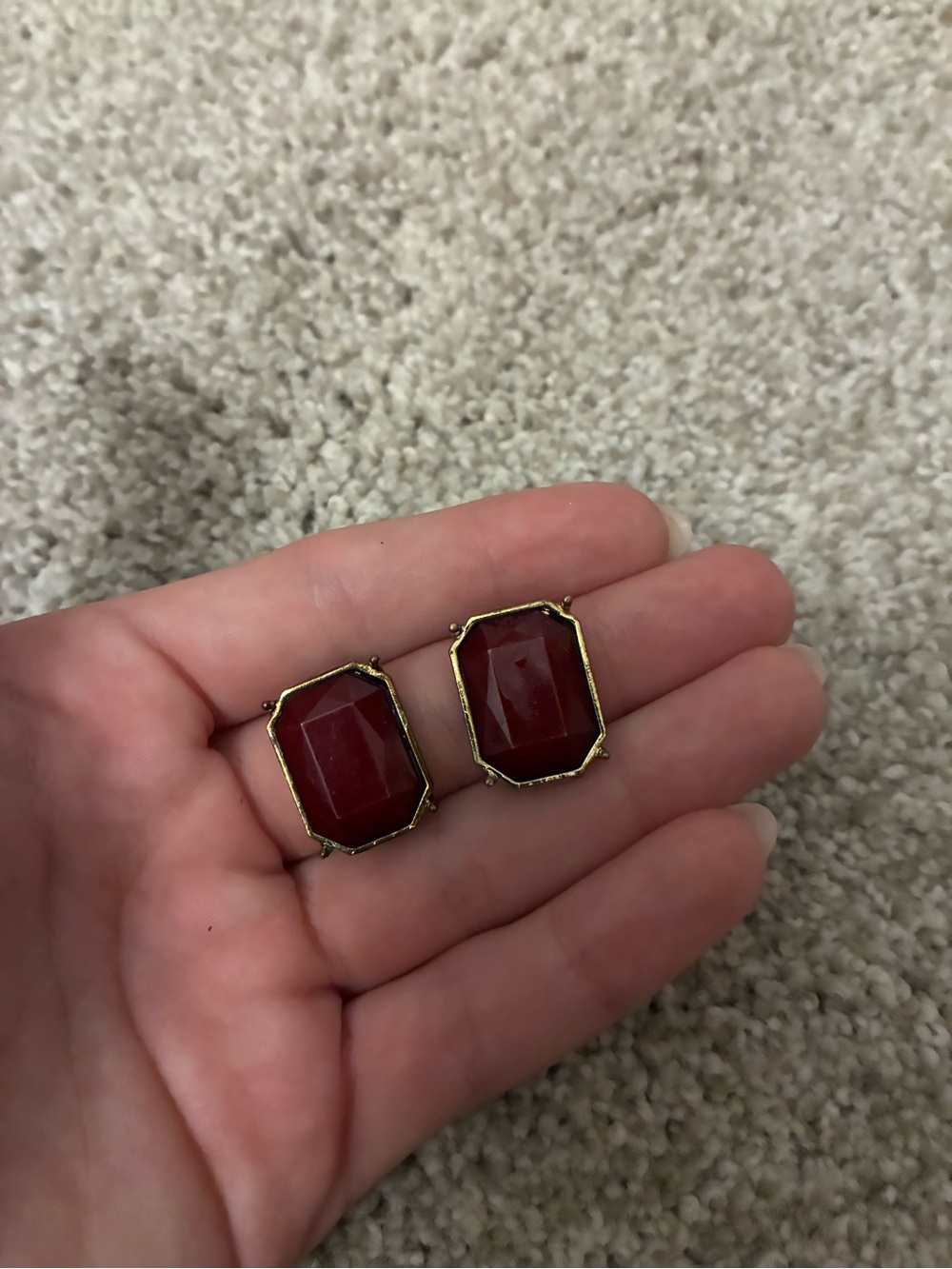 Vintage Joan Rivers Red Faceted Octagon Clip-On Earrings with Gold Tone Setting - Picture 1 of 3